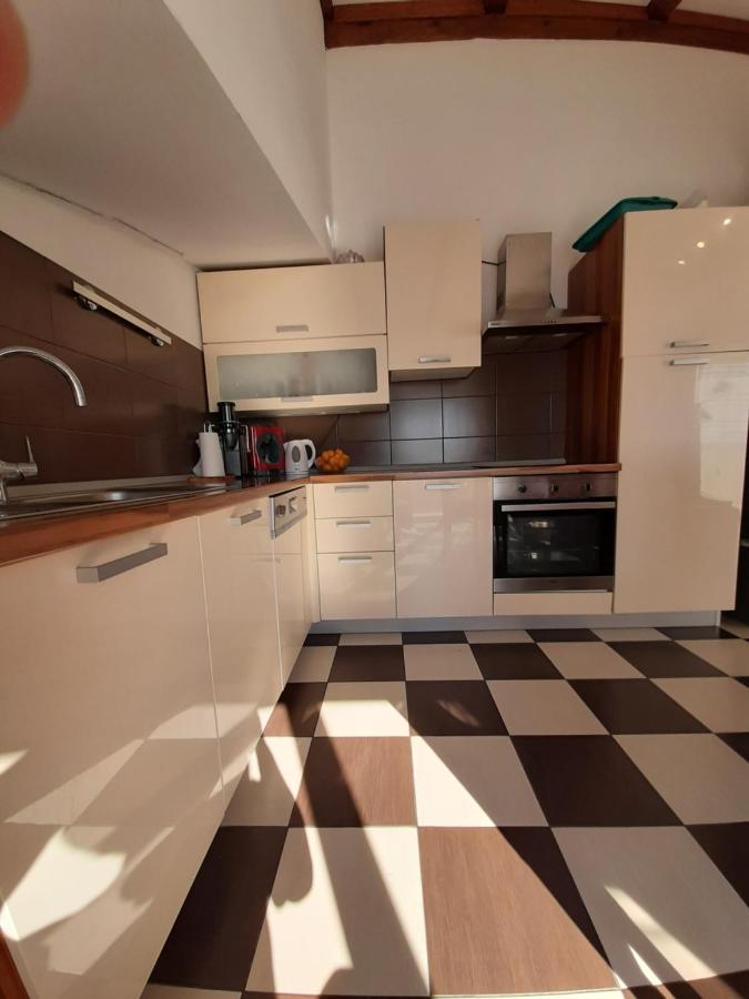 Apartment Franka Dramalj Buitenkant foto